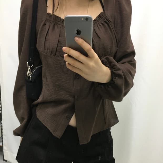 아워캐비넷 ruby puff blouse 루비 퍼프 블라우스 브라운