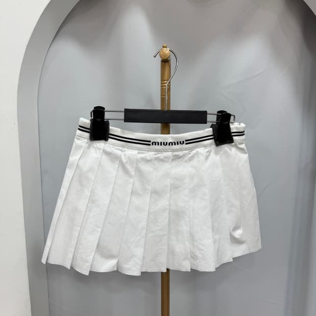 미우미우 포플린 플리츠 스커트 36사이즈