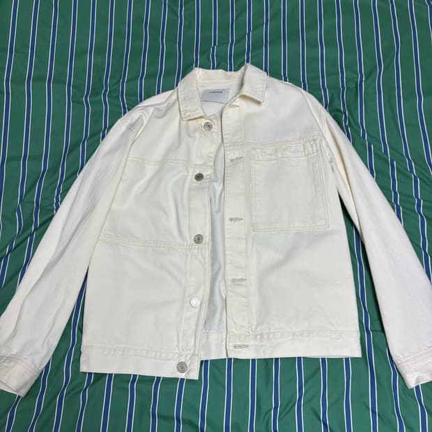 Largrange 화이트 트러커 자켓
