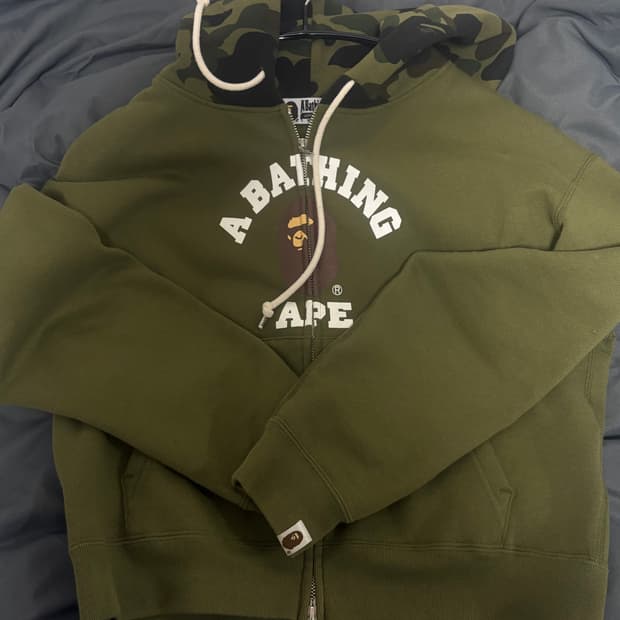 베이프 1ST 카모 크롭 후드집업 S