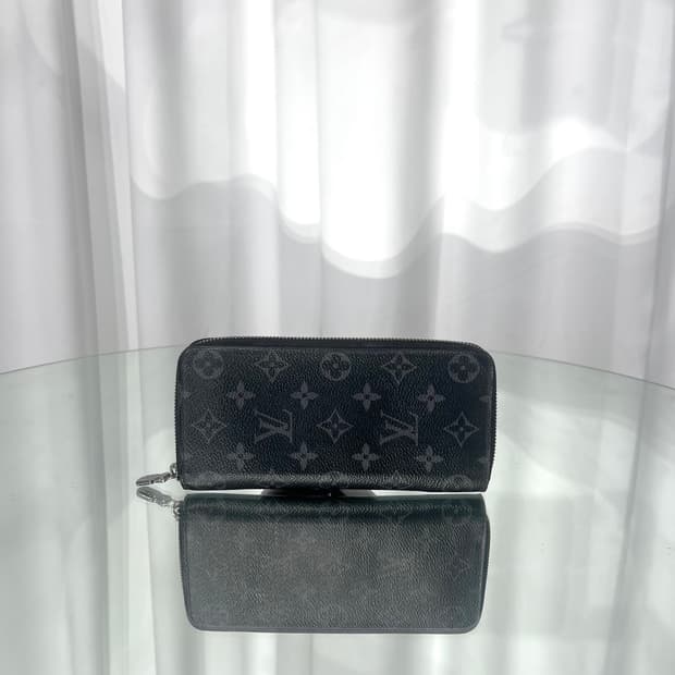 루이비통 모노그램 지퍼돌이 장지갑 블랙