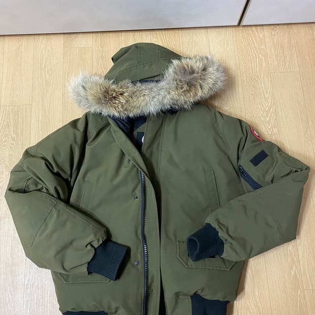 캐나다구스 칠리왁 (L) 밀리터리 그린