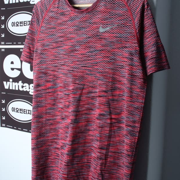 (L-XL) 나이키 반팔 티셔츠 기능성 레드 런닝 러닝-H35211