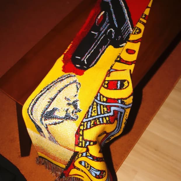 라브로스 머플러