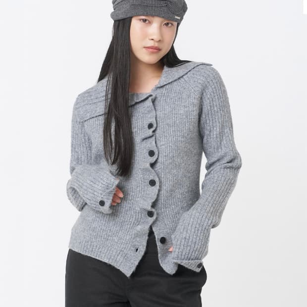 미세키서울 Diagonal button ribbed knit 그레이