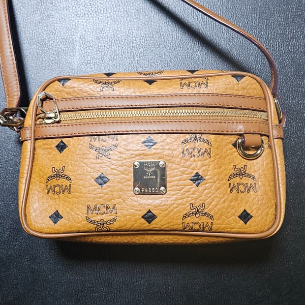 MCM 비세토스 크로스백 미니 꼬냑