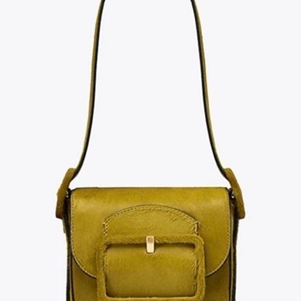 TORY BURCH 올리브색 송치가죽 숄더백