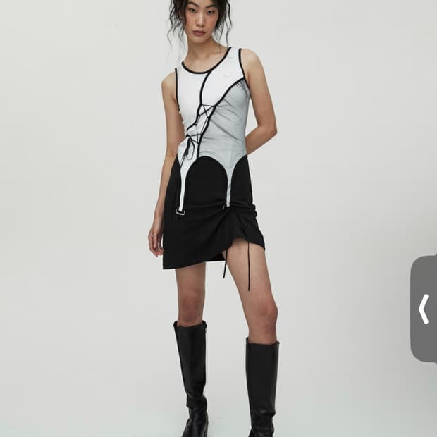 나체 가터 원피스