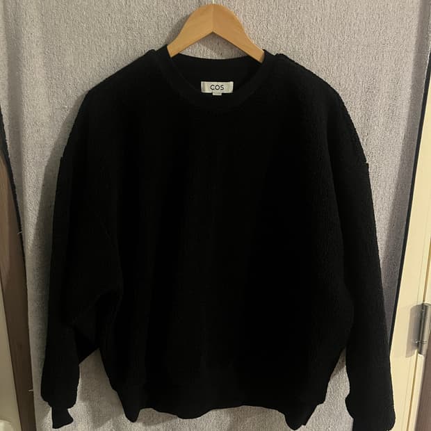 Cos 코스 플리스 부클 맨투맨