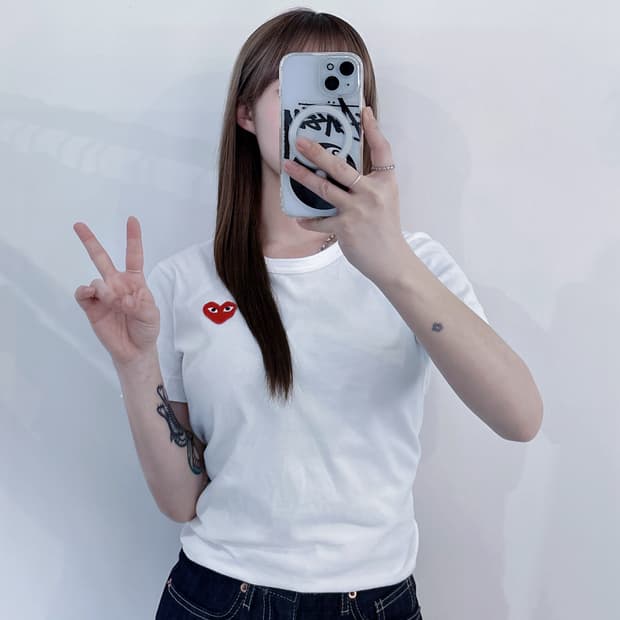 꼼데가르송 하트와펜 화이트 반팔