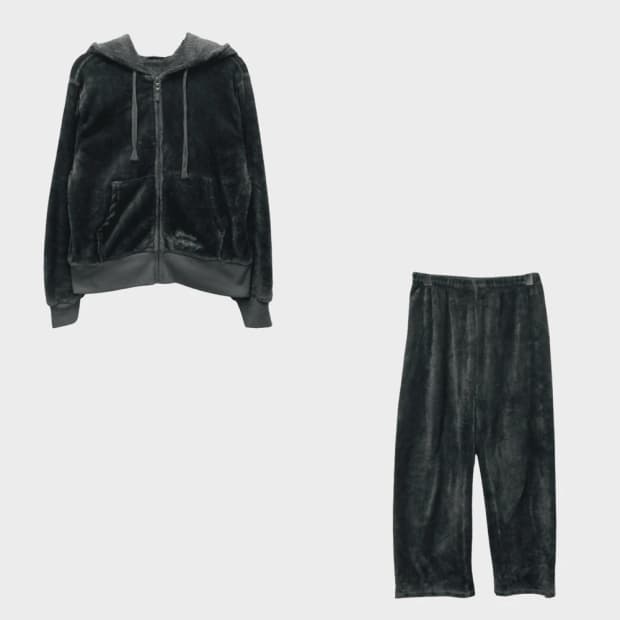 BASICALLY 오네갸루 벨벳 트레이닝 셋업 61305