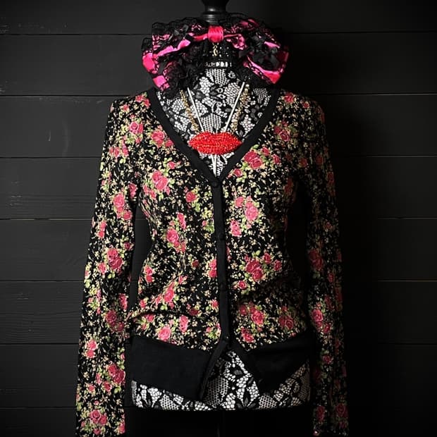 JPN 플라워 패턴 프린팅 블랙 가디건