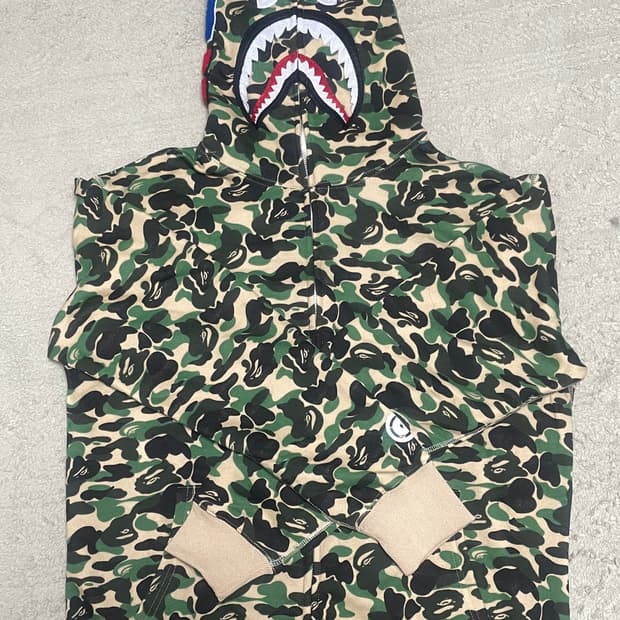베이프 그린 카모 후드집업