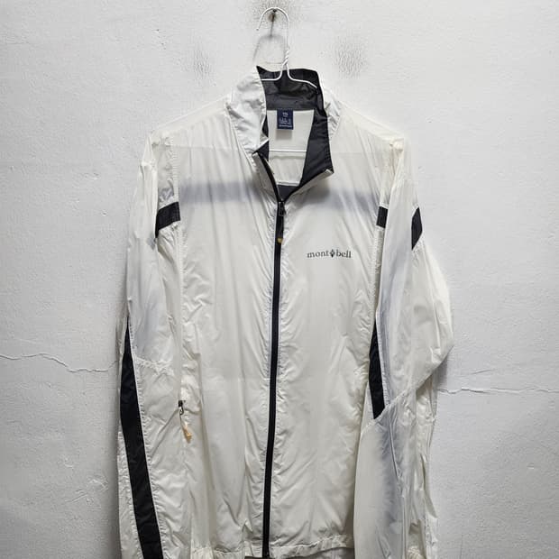 몽벨 화이트 바람막이 자켓 XXL