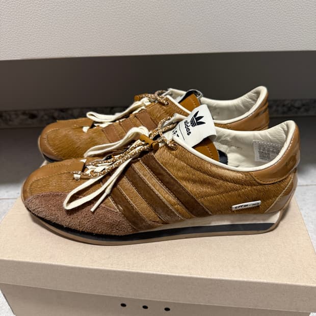 아디다스 송포더뮤트 컨트리 OG 브라운