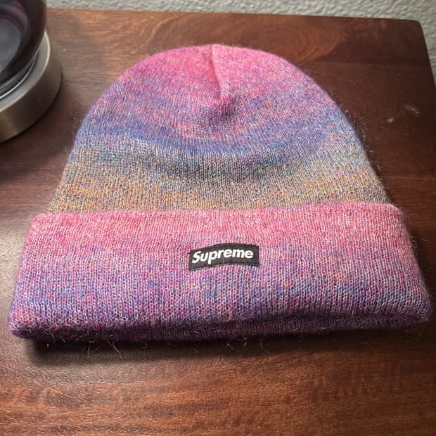 슈프림 모헤어 비니 스페이스 다이