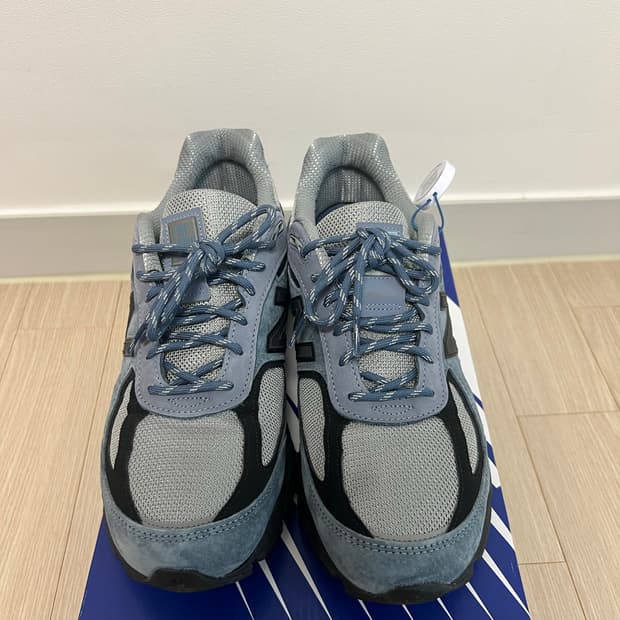 뉴발란스 990v4 아크틱 그레이 285