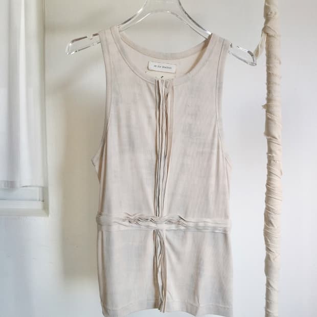 [ae nr mous] Pices Vest