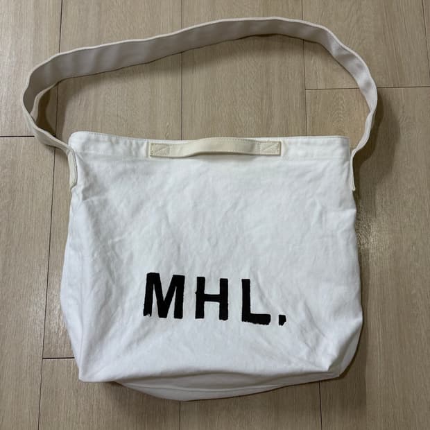 마가렛호웰 투웨이백 mhl 크로스백