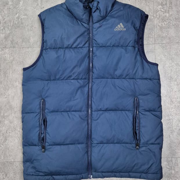 ADIDAS 조끼패딩