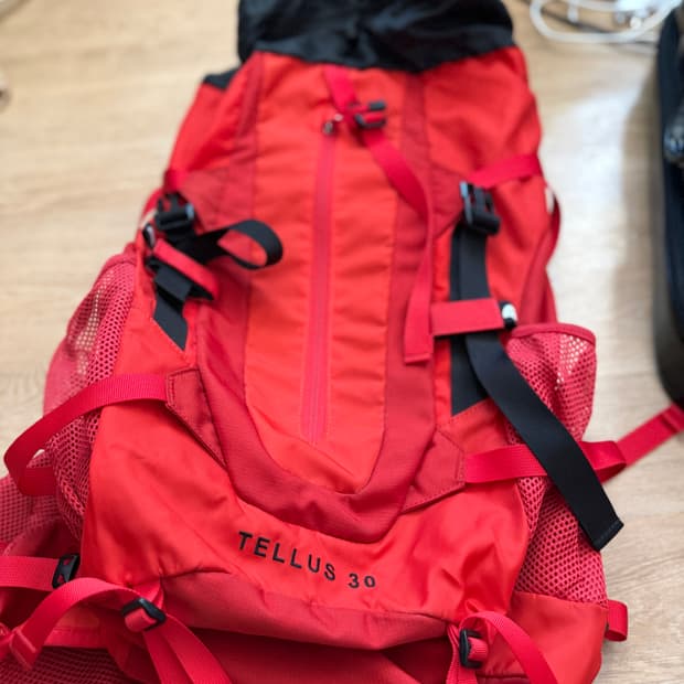 노스페이스 텔러스30 등산 백팩