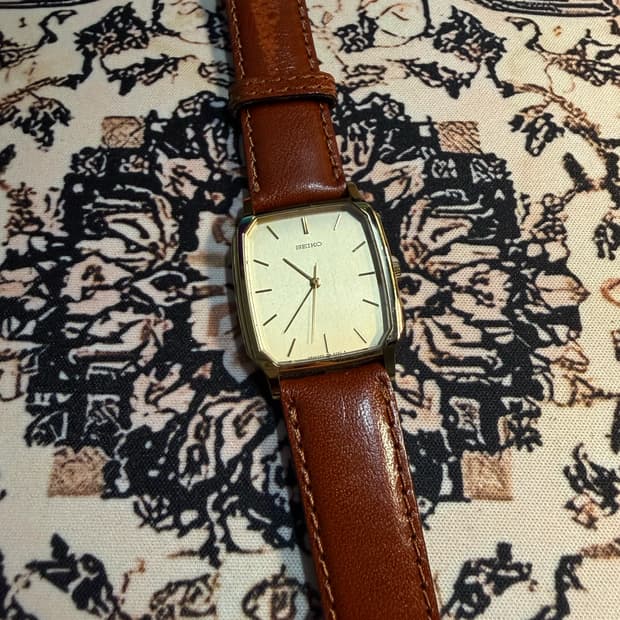 SEIKO 빈티지 쿼츠 시계