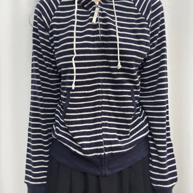 uniqlo stripe hood zipup