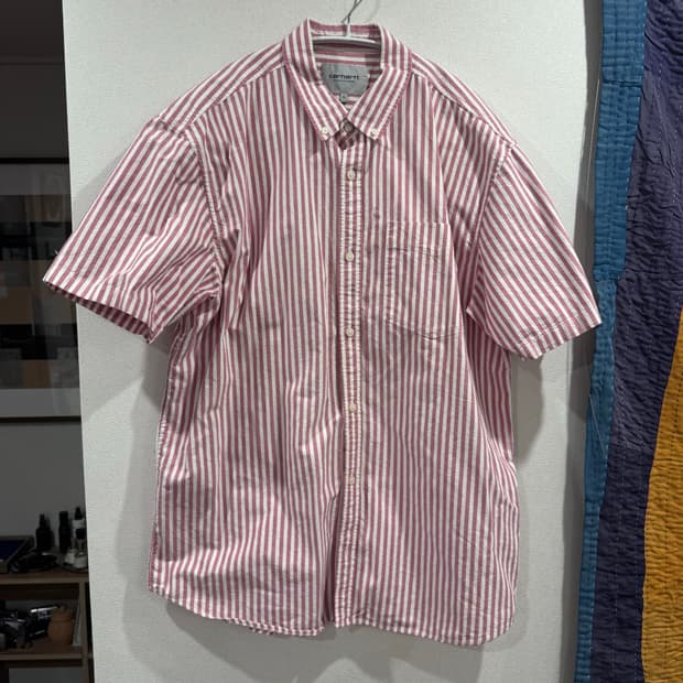 칼하트 wip 스트라이프 반팔 셔츠