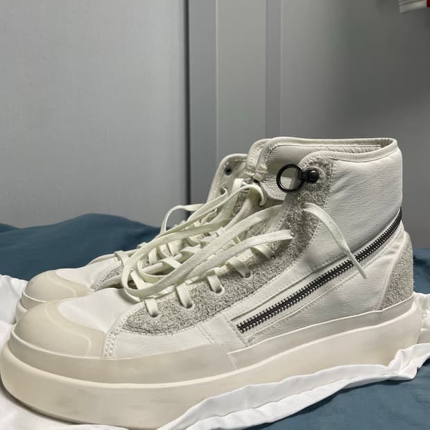 Y-3 아자투 코트 하이탑 스니커즈 