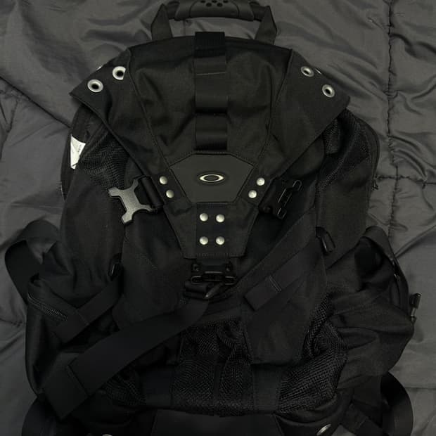 오클리 아이콘 백팩 rc