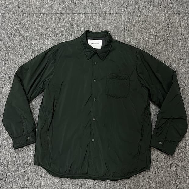 커스텀멜로우 패딩셔츠 