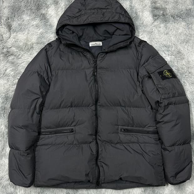 스톤아일랜드 22fw 크링클랩스 패딩 L