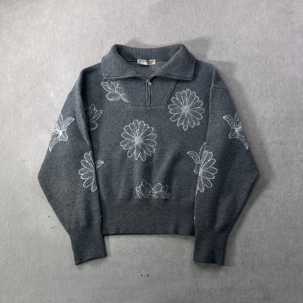 100 마르디 메크르디 반집업 니트