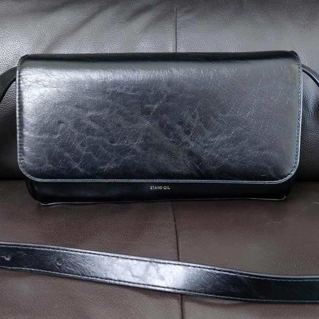 스탠드오일(STAND OIL) 버터백 클래식 블랙