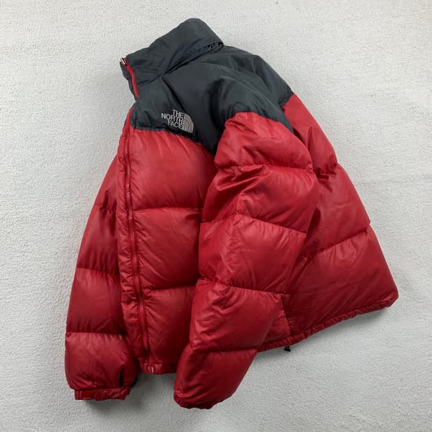노스페이스 눕시 700 구스다운 패딩 레드