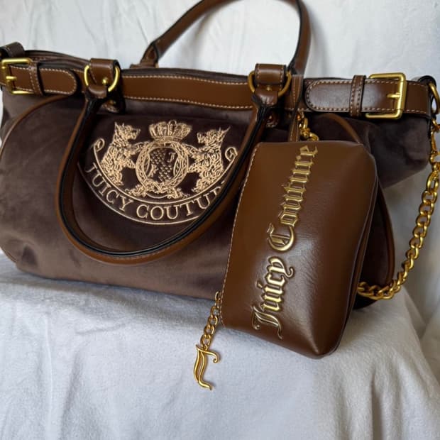 [수능기념할인] 대대장 신상 쥬시꾸뛰르 브라운 벨벳 숄더백