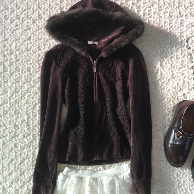 Rosa cherry 로즈브라운 벨루아 레이스 퍼 후드집업