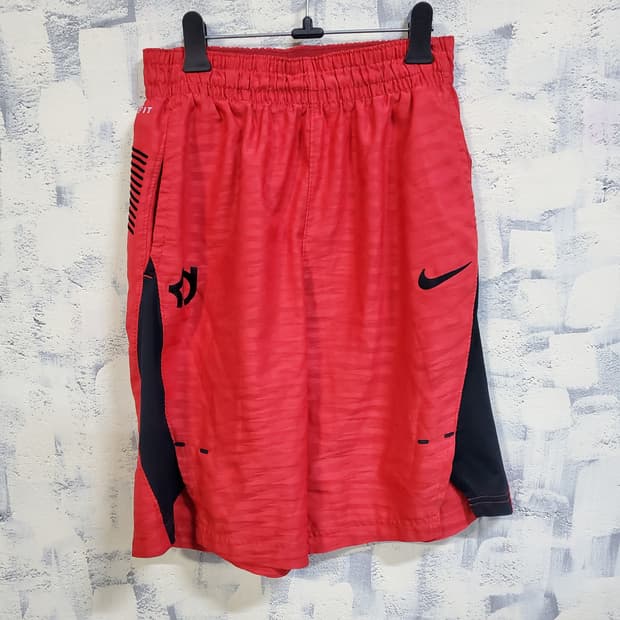 나이키 드라이핏 반바지 레드/블랙 
