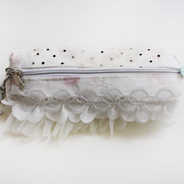 Petal Dot Pencil Case