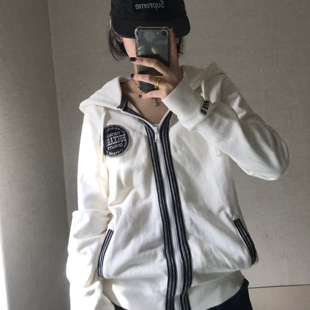 버카루 아이보리 후드집업