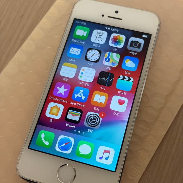 아이폰5s 실버 16기가 #1353 + 사은품 제공