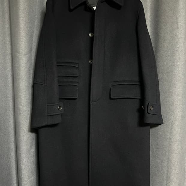 일꼬르소 오버핏 발마칸 코트 네이비 M 팝니다