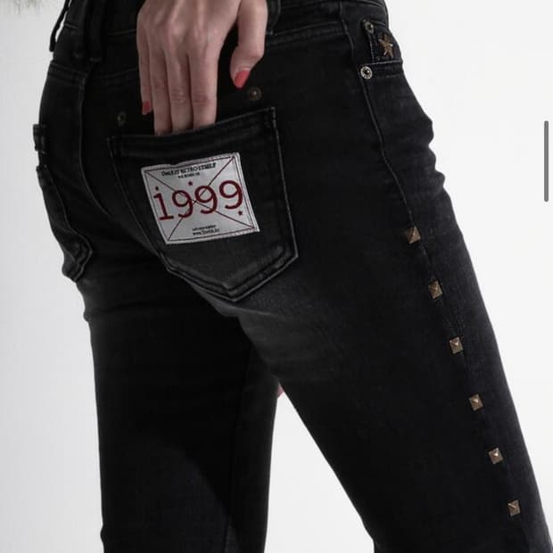 블랙 부츠컷 데님 팬츠 DoctA 독타 보헤미안서울 트리밍버드 배드블러드