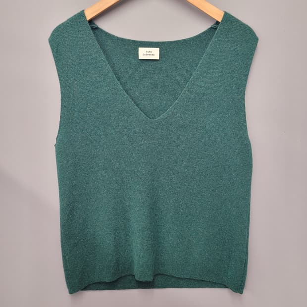 Pure Cashmere 퓨어 캐시미어 니트 베스트 그린