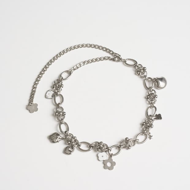 dain lee다인리 white flower necklace 