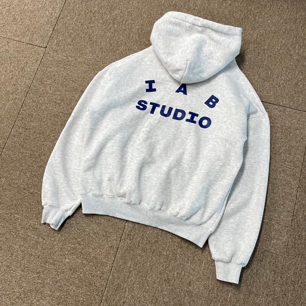 아이앱 스튜디오 멜란지 그레이후드