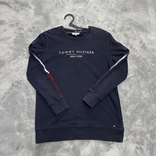 타미힐피거 맨투맨