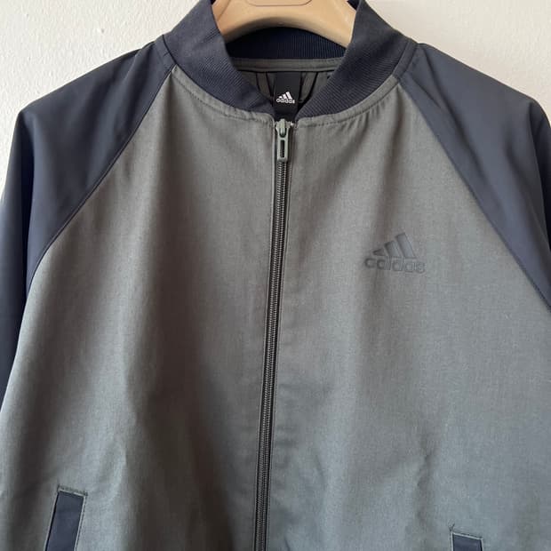 아디다스 남성 카키블랙 블루종점퍼 바람막이점퍼