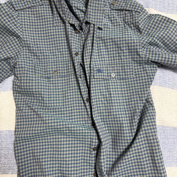 버버리 반팔 셔츠 m