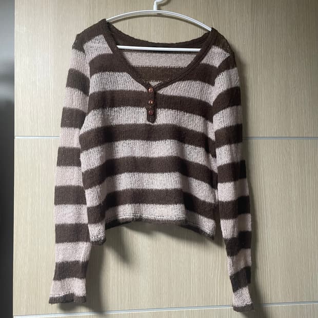 데스라이즈 구매 딸기초코 핑크브라운 단가라 니트